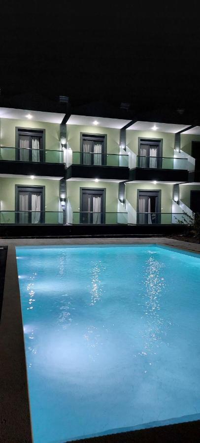Paramithi Luxury Apartments Nikiti  Exterior foto